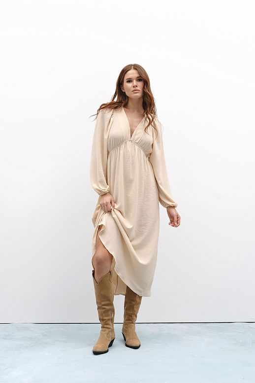 Open back maxi dress in light beige colour